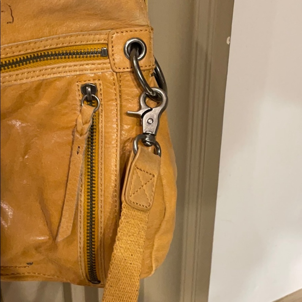 Purse - Picture 3 of 9